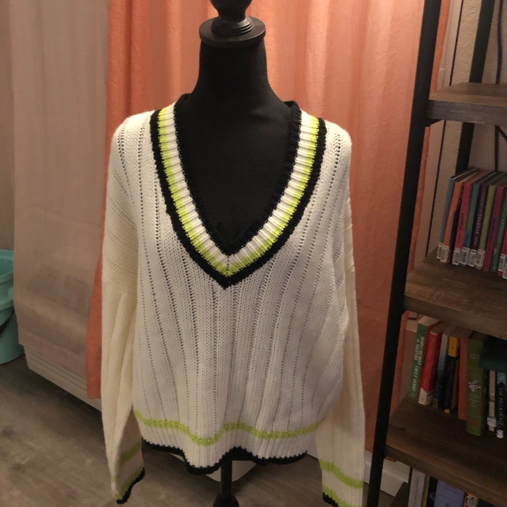 Wild Fable sweater - Picture 8 of 11